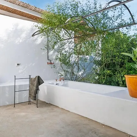 Villa Dimora La Pupa - Oasi Di Relax Con Piscina A Ostuni *