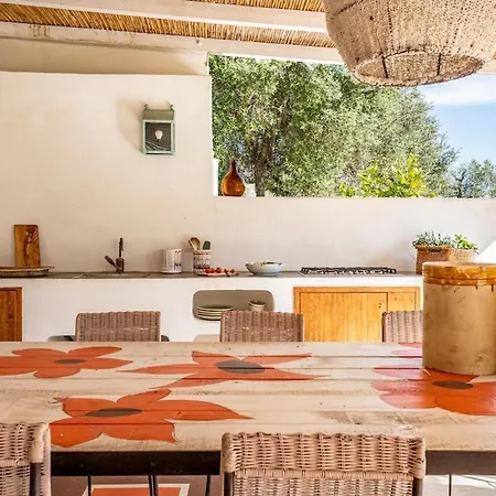 Dimora La Pupa - Oasi Di Relax Con Piscina A Ostuni